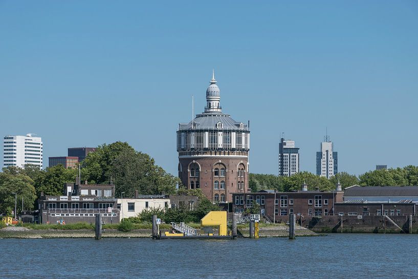 De prachtige watertoren De Esch in Rotterdam van Patrick Verhoef