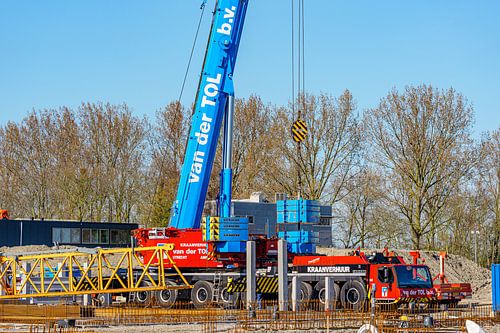 Liebherr LTM 1450-8.1 van van der TOL B.V.