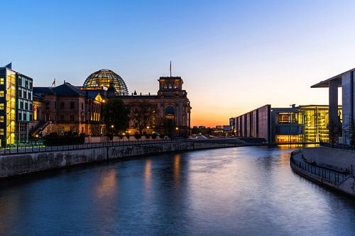 Reichstag building on the Spree at sunset