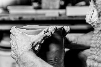 Potter/ceramist (craft in close-up)