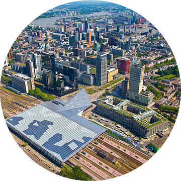 Luchtfoto centrum Rotterdam en Centraal Station van Anton de Zeeuw