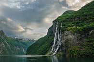 Blick auf den Geirangerfjord in Norwegen. von Rico Ködder Miniaturansicht