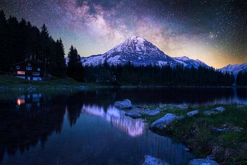 Lake Arni by night