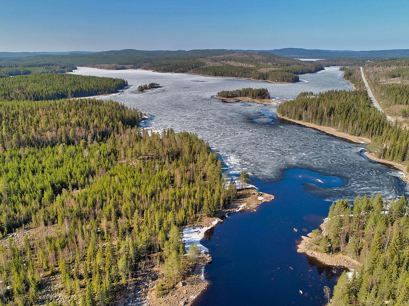 Bevroren meer in Zweden van Fields Sweden
