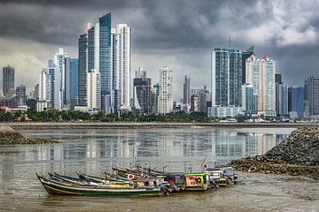 Skyline Panama stad van Marco Rutten