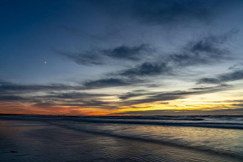 Sunset in IJmuiden van Rick Folkerts
