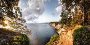 Krijtrotsen aan de Oostzee op het eiland Rügen bij zonsopgang van Voss Fine Art Fotografie