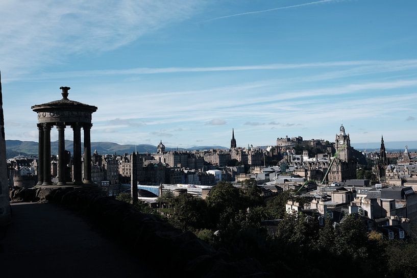 Edinburgh by Hello Pompoyo