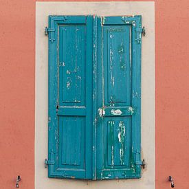 Bunte Holzfensterläden von Sander Groenendijk