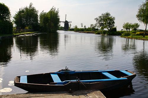 Roeiboot bij Klein Giethoorn, in het Groene Hart