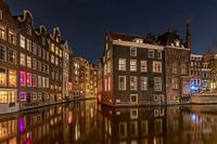 De Oudezijds Voorburgwal in Amsterdam