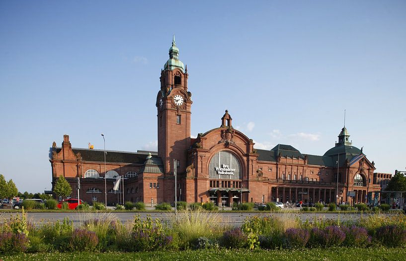 Main station, Wiesbaden by Torsten Krüger