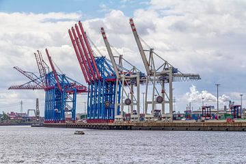 Hamburg port by Achim Prill