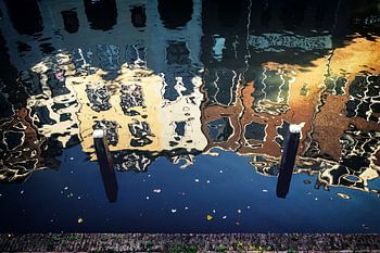 Die Oudegracht in Utrecht in Herbstfarben (3)