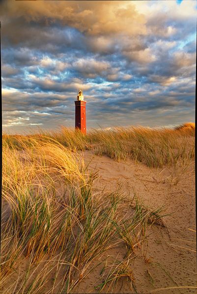 Lighthouse in the dunes by Friedhelm Peters