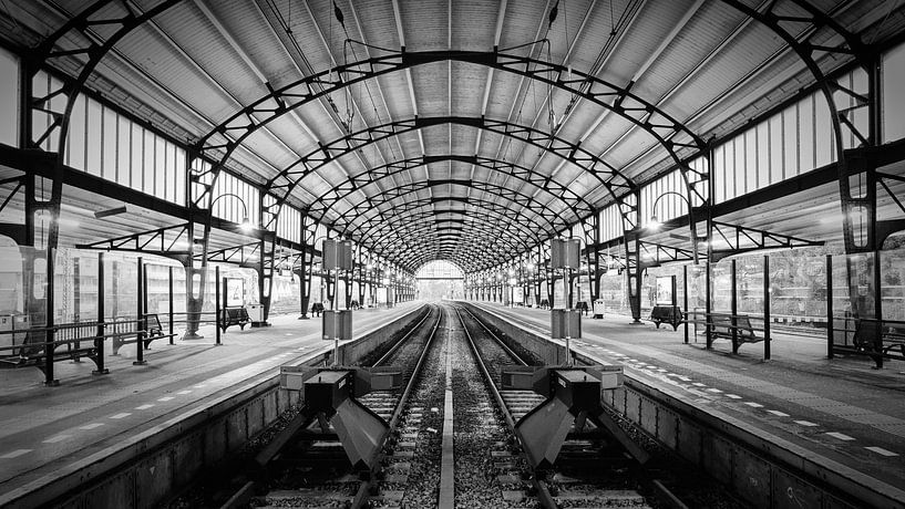 Haarlem: Station west platform 1 by OK