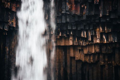 Svartifoss waterval in IJsland