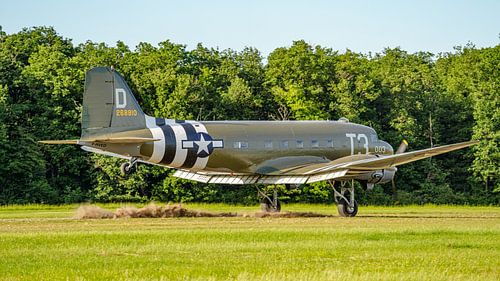 Douglas C-53D Skytrooper.