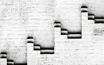 Steps in silence