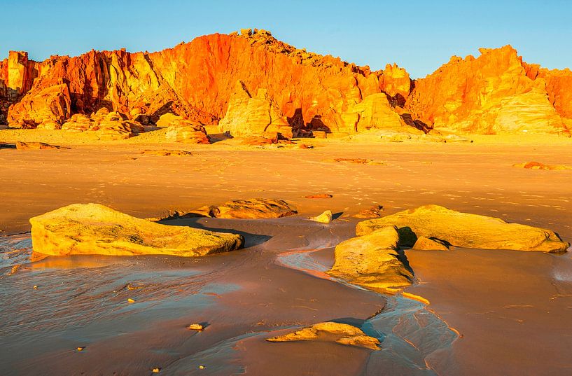 The cliffs of Cape Leveque, Western Australia by Hilke Maunder