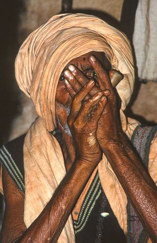 Hasjies rokende sadu, India