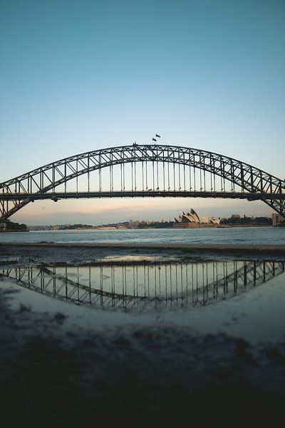 Sydney by Hello Pompoyo