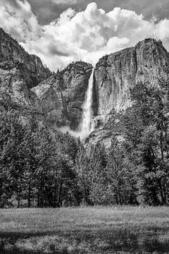 Bovenste Yosemite watervallen monochroom van Joseph S Giacalone Photography