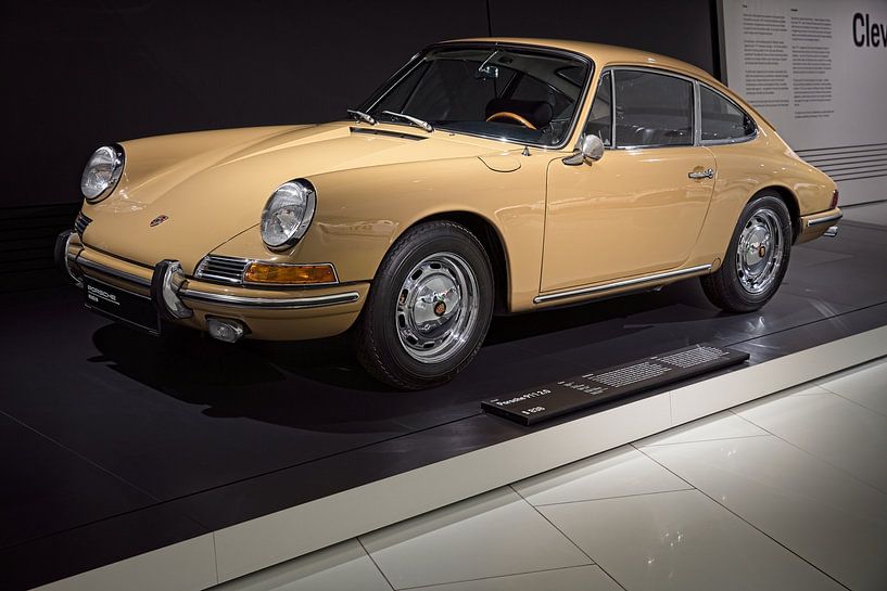 Porsche 911 2.0 by Rob Boon