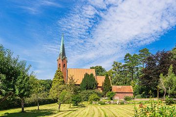 Uitzicht op de St Clement's St Catherine's kerk in Seedorf am Sc