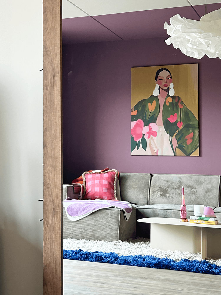 Portrait moderne et abstrait aux couleurs chaudes, par Carla Van Iersel
