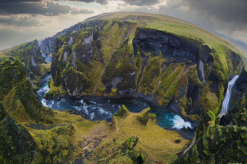 Canyon in Island von peterheinspictures