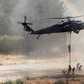 Turkse special forces S-70A Blackhawk helikopter van Arjan Dijksterhuis