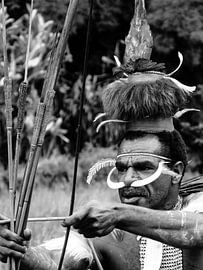 Dani Tribe warrior von Global Heartbeats