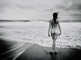 un bain de mer sur Cornel Krämer