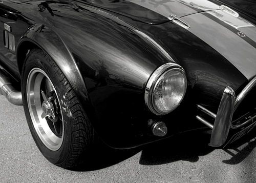 AC Cobra 427 in black & white