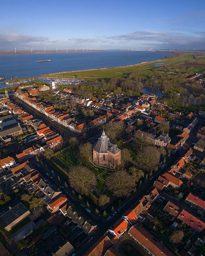 Hart van Willemstad met kerk