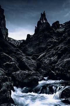 De duivelsrots, in het IJslandse Þakgil van Gerry van Roosmalen
