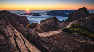 Madeira Pico do Ariero Sunset (Madeira) van Jean Claude Castor