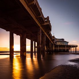 The pier of Blankenberge by Niels Vanhee