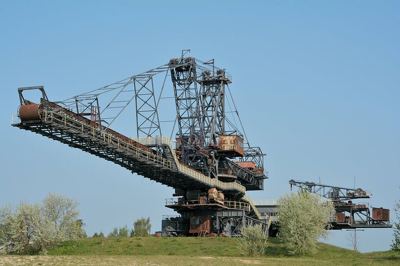 Ancienne pelle à charbon dans l'ancienne mine à ciel ouvert Golpa-Nord, près de Gräfenhainichen. par Heiko Kueverling