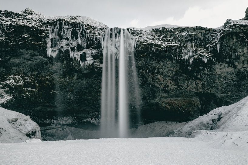Waterfall in the Icelandic winter by Sophia Eerden