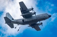 airborne paratroopers