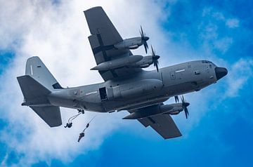 airborne paratroopers by Johan Swaneveld