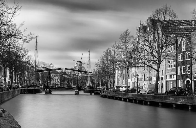 Lange haven in Schiedam ZW van Ilya Korzelius