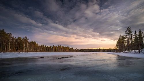 Zonsondergang Tolpanselkä