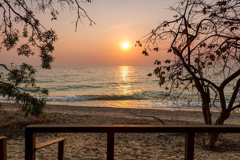 Coucher de soleil au lac Tanganyika Tanzanie par Sjaak Kooijman
