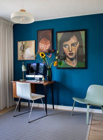 Meadow View i, Silvia Vassileva