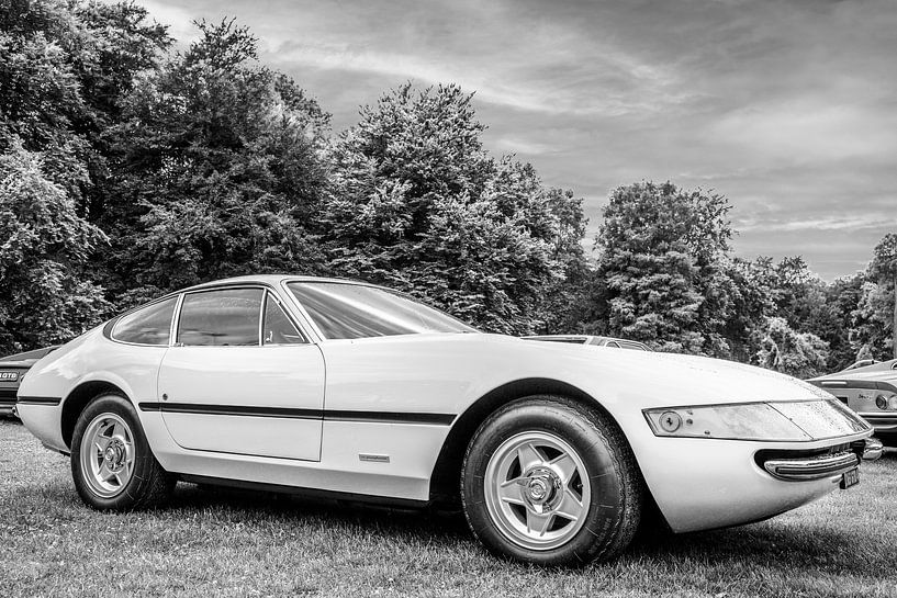 Ferrari 365 GTB/4 Daytona Italienischer Sportwagen der 1970er Jahre in gelb von Sjoerd van der Wal Fotografie