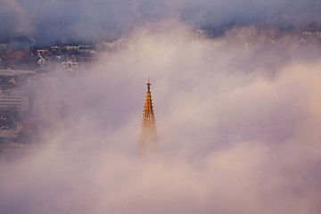 Nebeldecke über Freiburg von Patrick Lohmüller