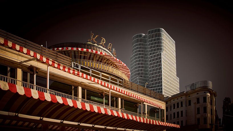 Het iconische Kranzler in Berlijn in warm goud van Jenco van Zalk